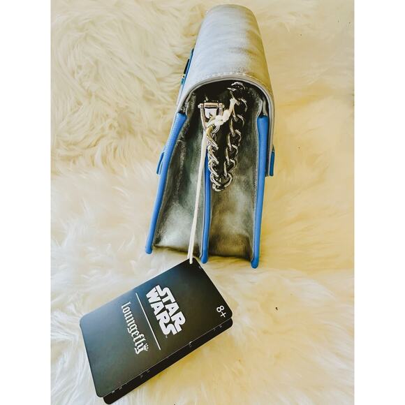 *NEW* Loungefly Star Wars Jango Fett Chain Strap Crossbody Bag - Picture 3 of 9